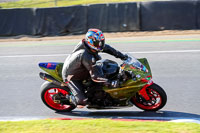brands-hatch-photographs;brands-no-limits-trackday;cadwell-trackday-photographs;enduro-digital-images;event-digital-images;eventdigitalimages;no-limits-trackdays;peter-wileman-photography;racing-digital-images;trackday-digital-images;trackday-photos